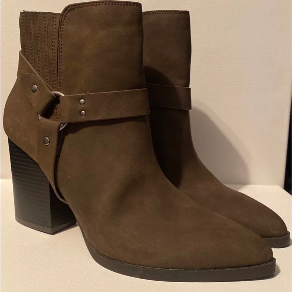 Womens Indigo Road Boots -size 10